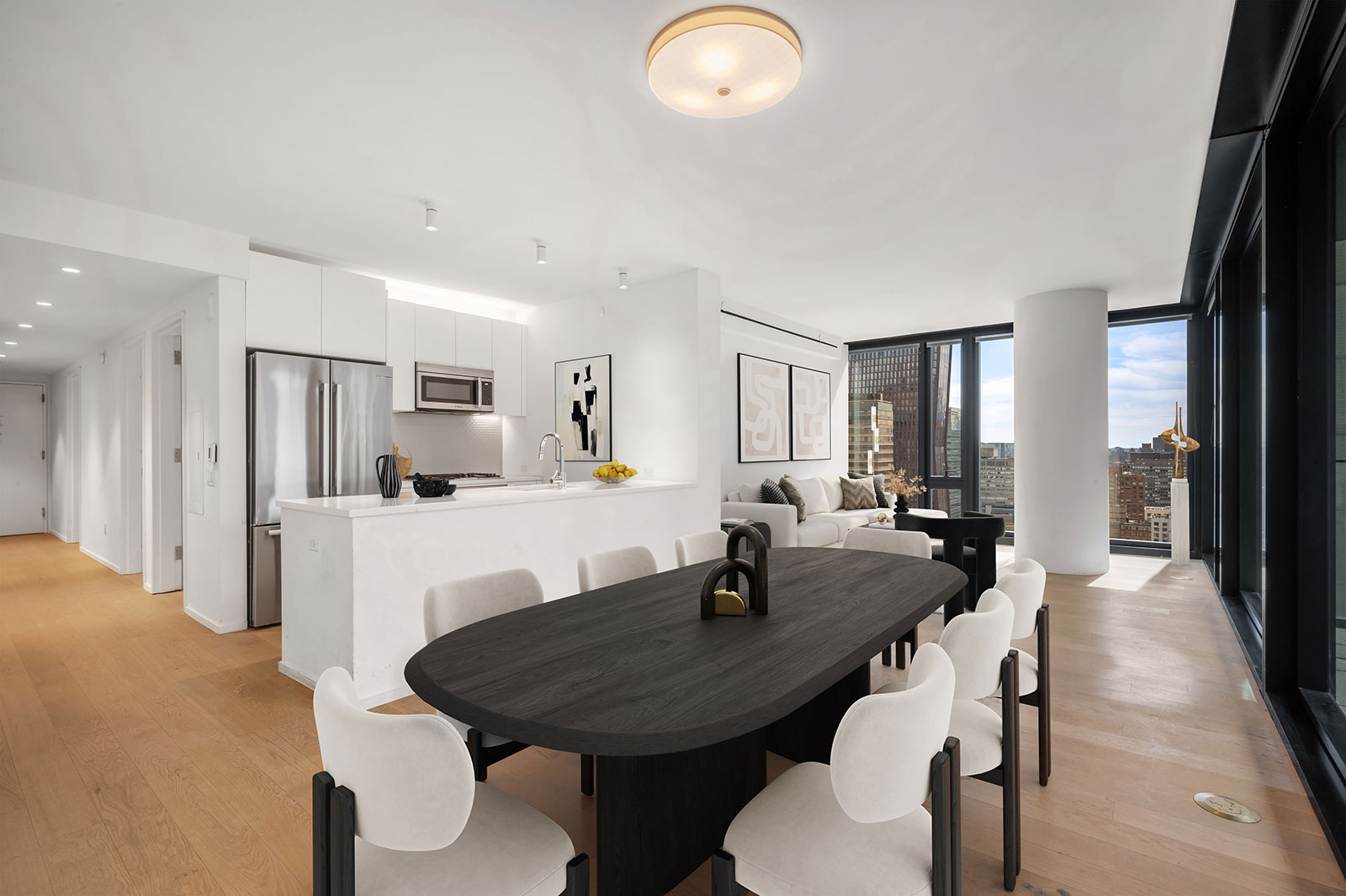 Spacious apartment for rent with modern finishes, beautiful views and hardwood floors located at 685 1st ave Murray Hill.